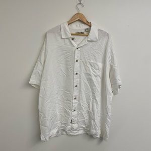 Mens Batik Bay White Short Sleeve Button Down Shirt